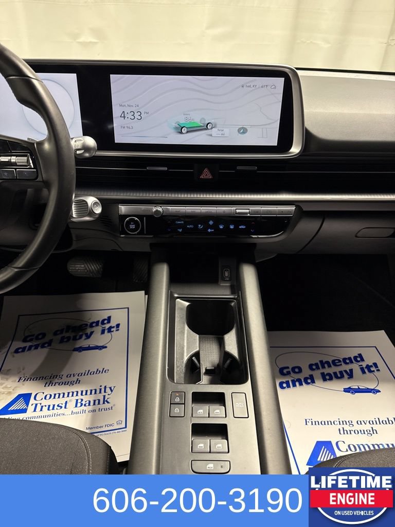 Used 2023 Hyundai Ioniq 6 SE RWD image 21