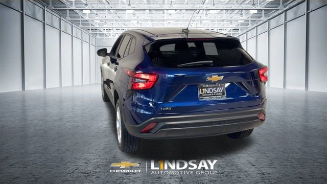 Used 2024 Chevrolet Trax LS image 8