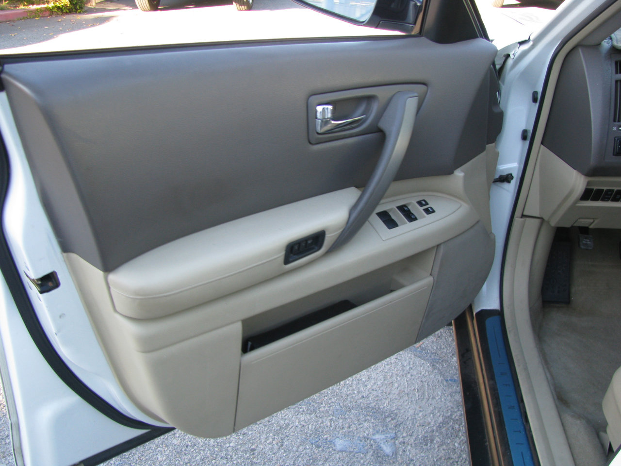 Used 2006 INFINITI FX35 AWD w/ (G02) Touring Pkg image 7