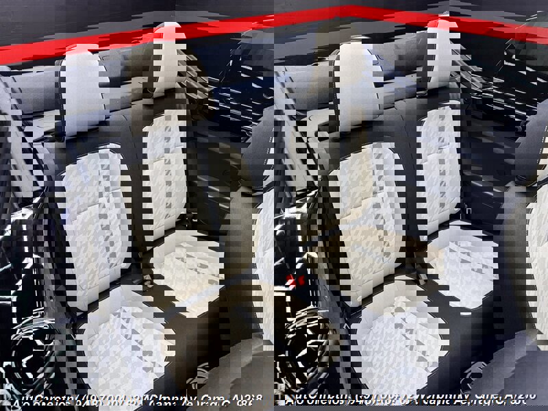 Used 2018 Volkswagen Beetle 2.0T Coast w/ Coast Lighting Package image 10