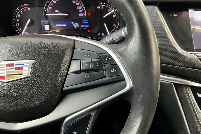 Used 2017 Cadillac XT5 Luxury w/ Driver Awareness Package image 19
