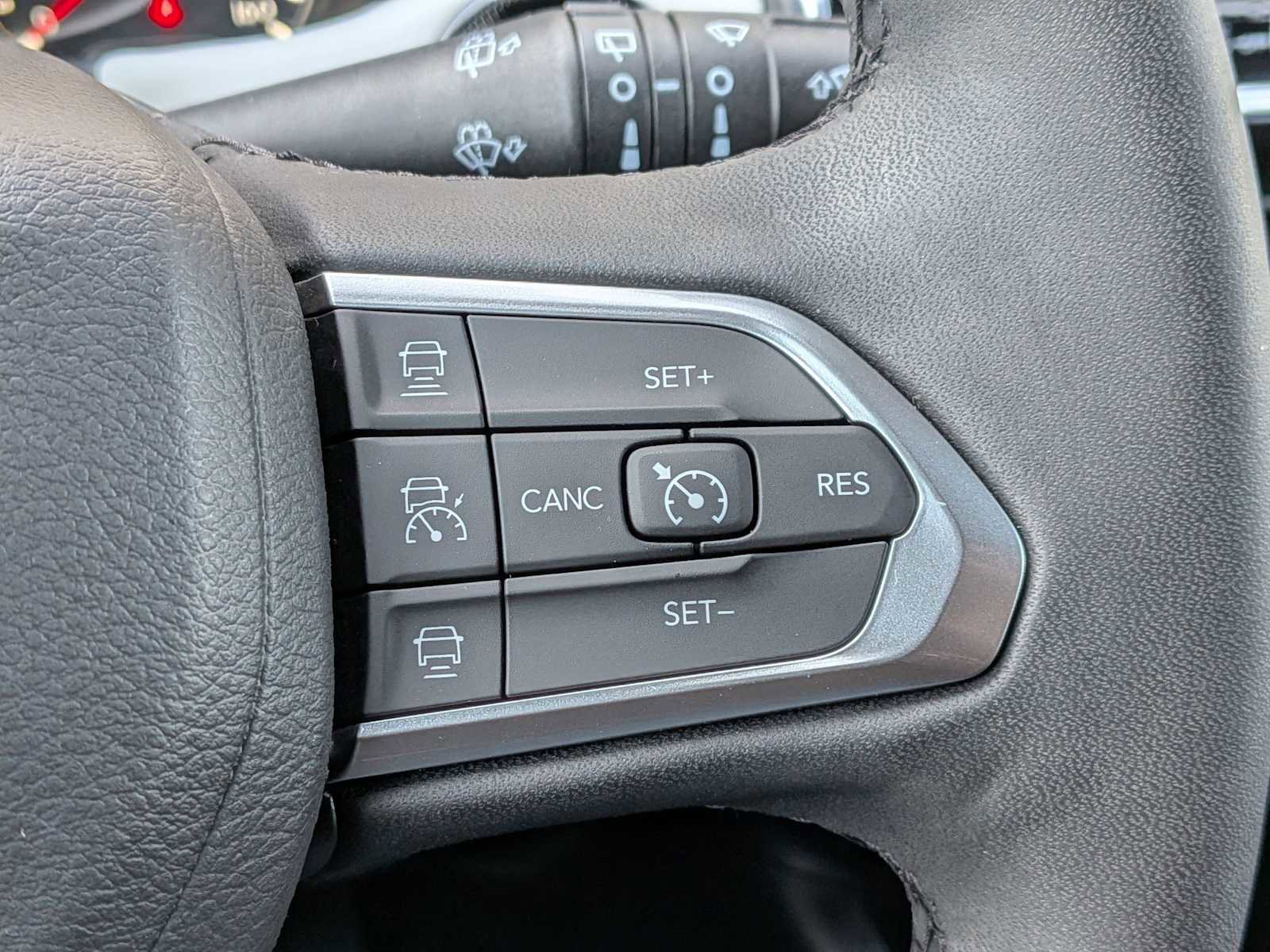Used 2024 Jeep Compass Limited AWD/4WD image 24