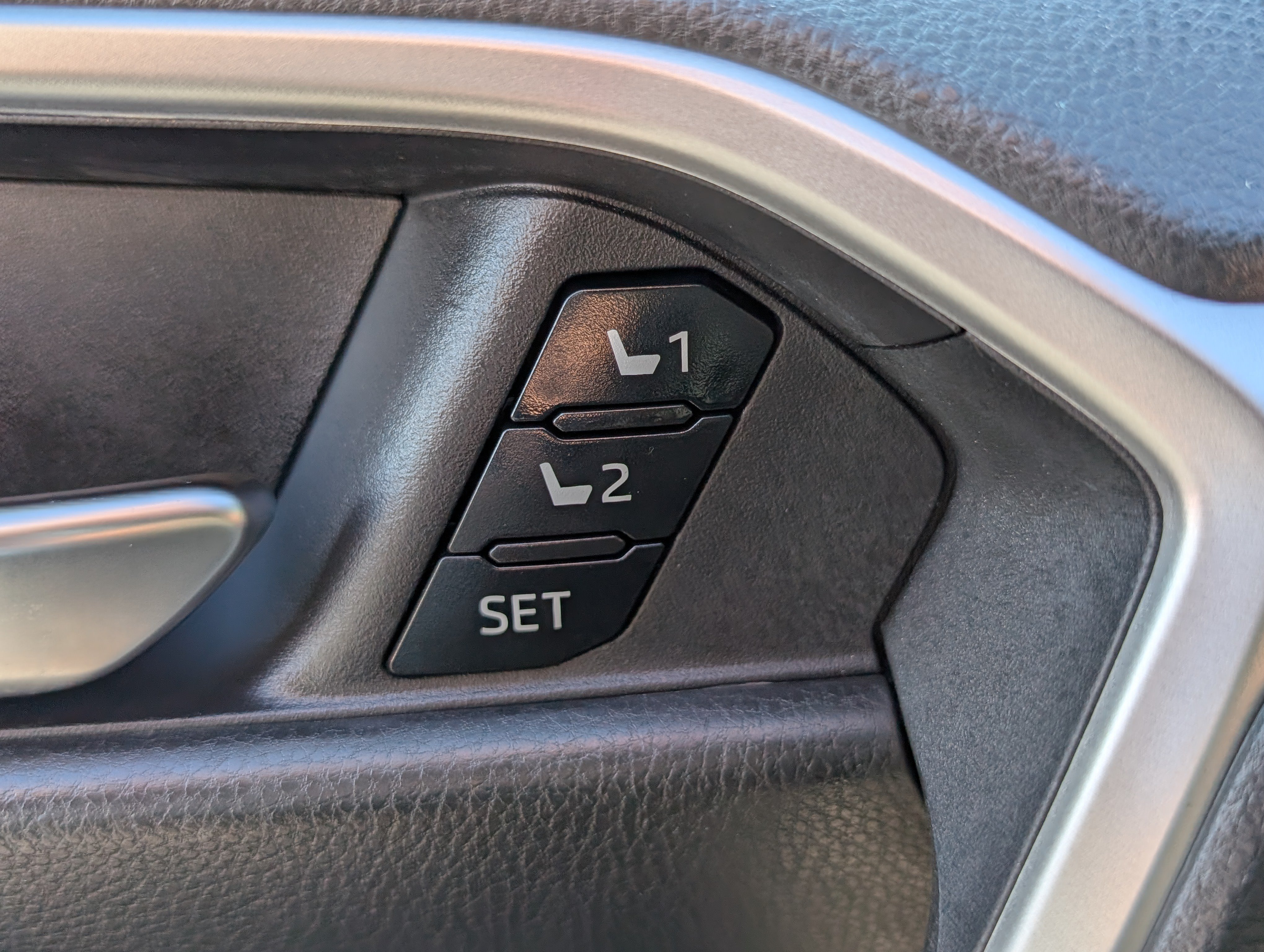 Used 2024 Toyota RAV4 XLE Premium w/ Weather Package AWD/4WD image 21