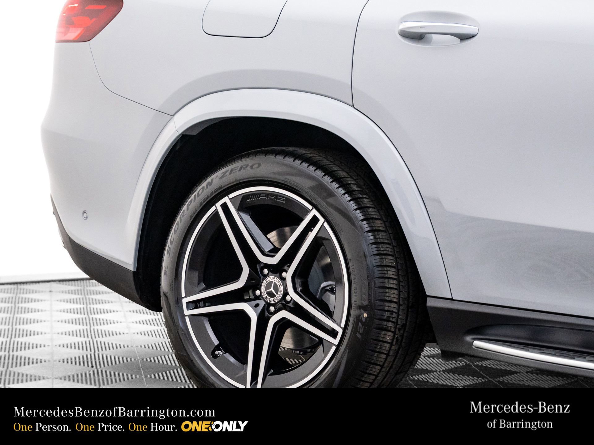 New 2026 Mercedes-Benz GLS 450 GLS 450 image 37