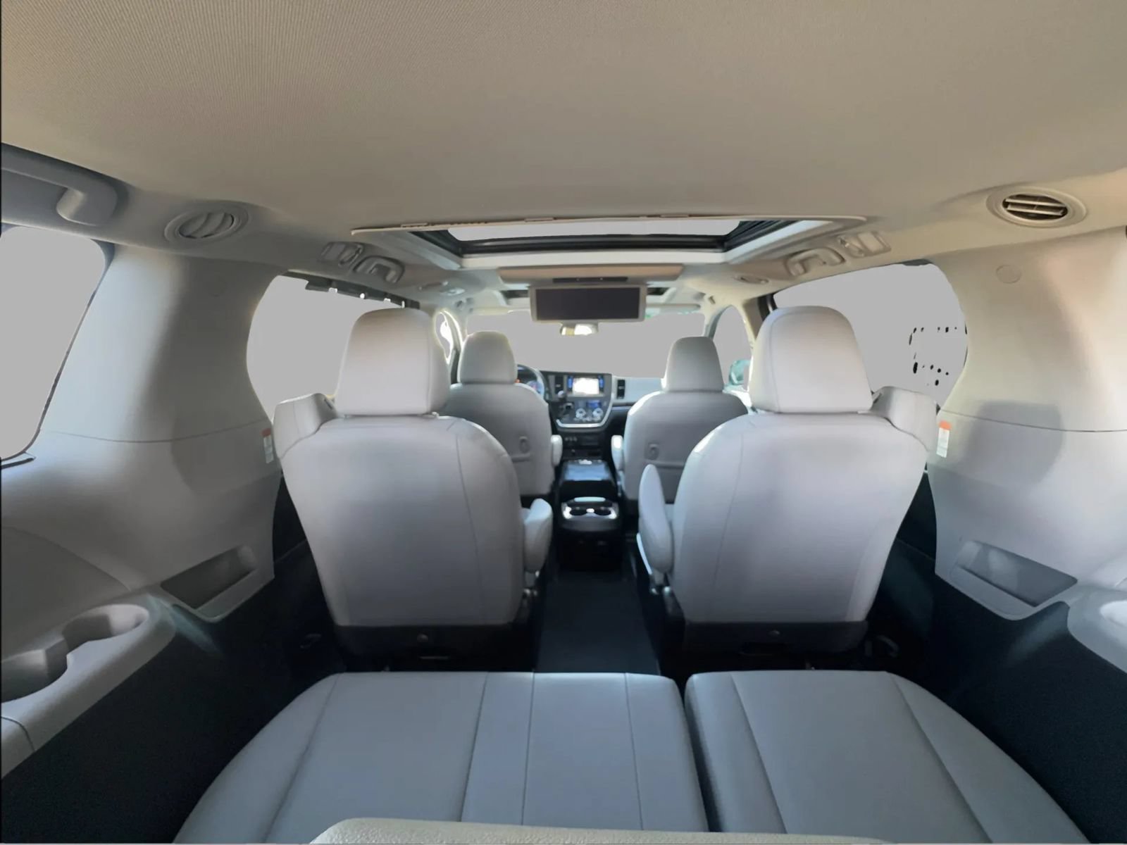 Used 2015 Toyota Sienna Limited Premium FWD image 46