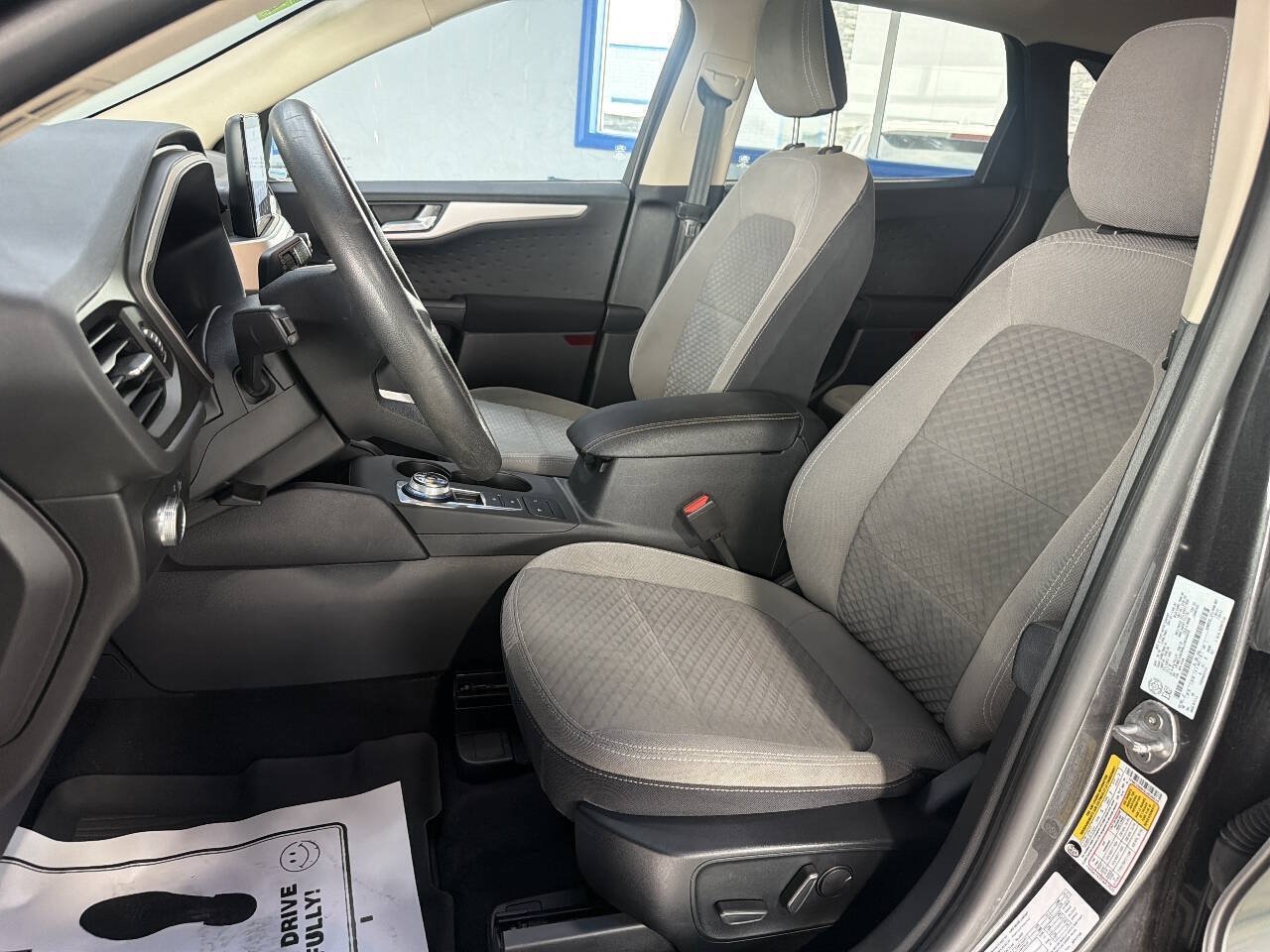 Used 2020 Ford Escape SE AWD/4WD image 14