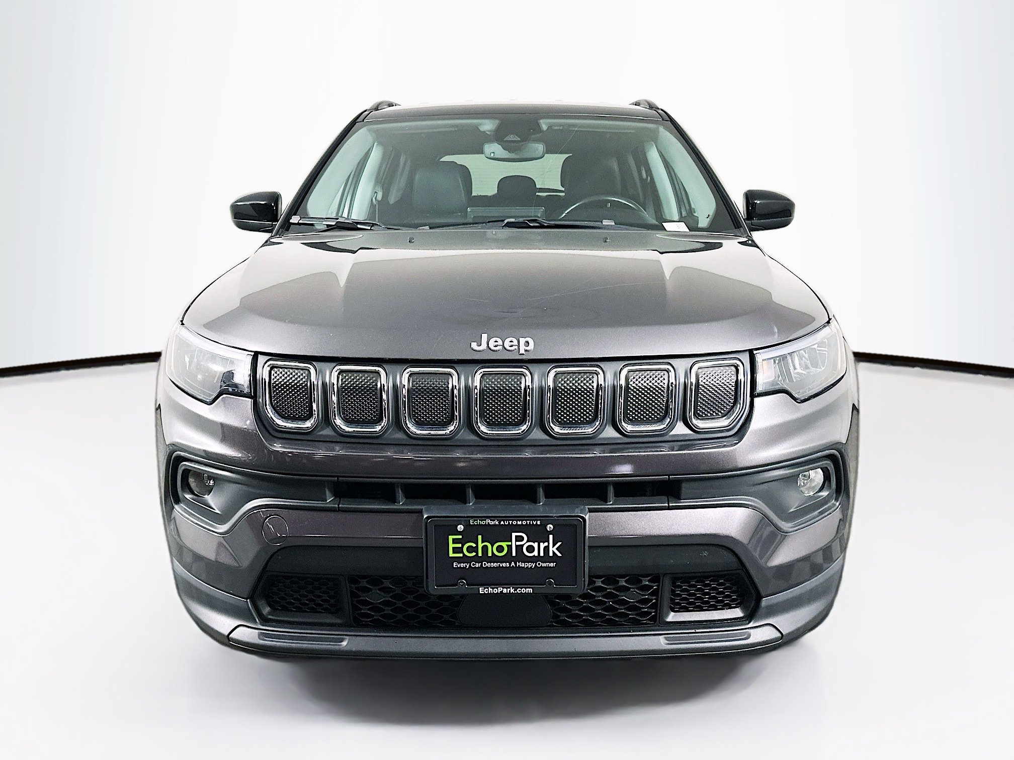 Used 2022 Jeep Compass Latitude AWD/4WD image 2