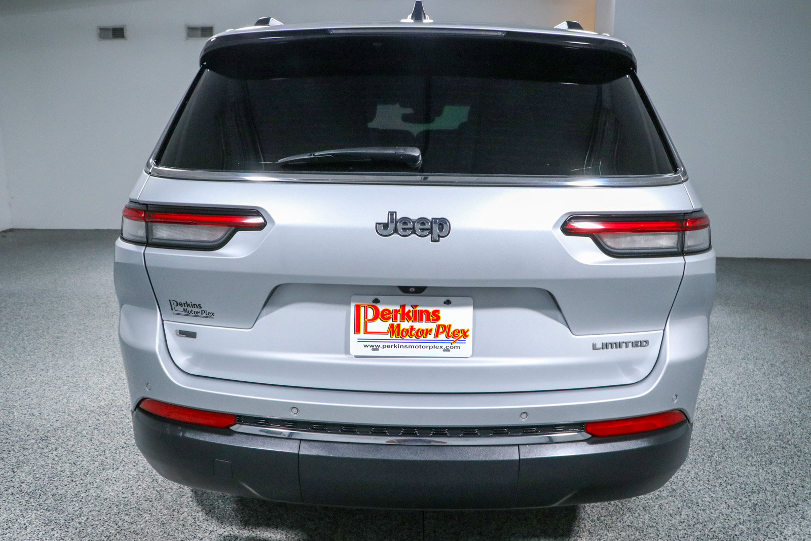 Used 2021 Jeep Grand Cherokee L Limited RWD image 8