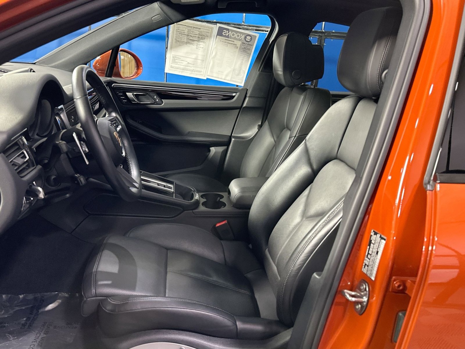 Used 2023 Porsche Macan S image 13