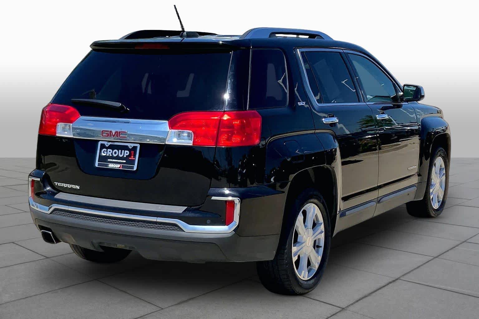 Used 2017 GMC Terrain SLT w/ Driver Alert Package I FWD image 12