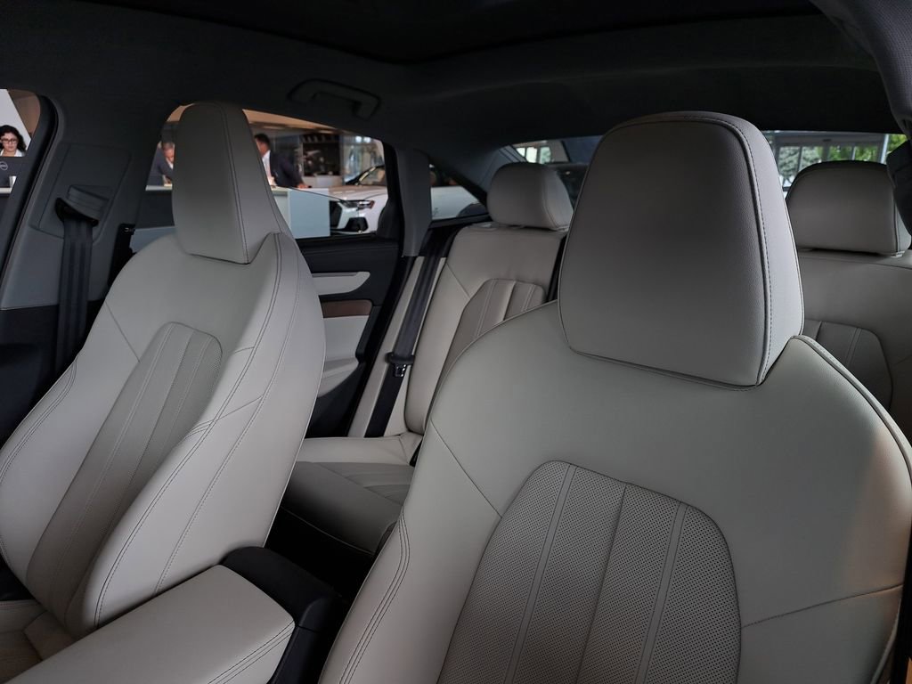 New 2026 Audi A6 Premium Plus image 17