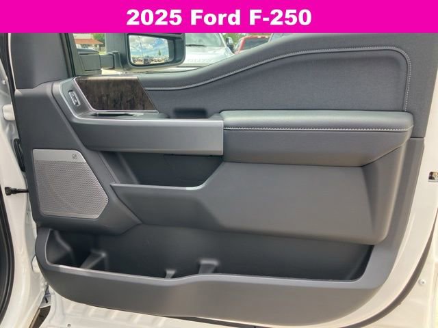 New 2025 Ford F250 Lariat w/ Lariat Ultimate Package image 16