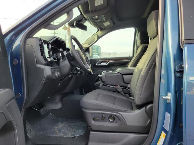 New 2026 Chevrolet Silverado 2500 LT image 8