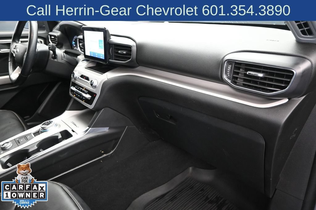 Used 2023 Ford Explorer XLT w/ Equipment Group 202A AWD/4WD image 24