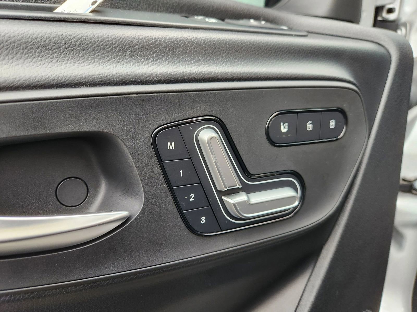 Used 2021 Mercedes-Benz Sprinter 3500 image 46