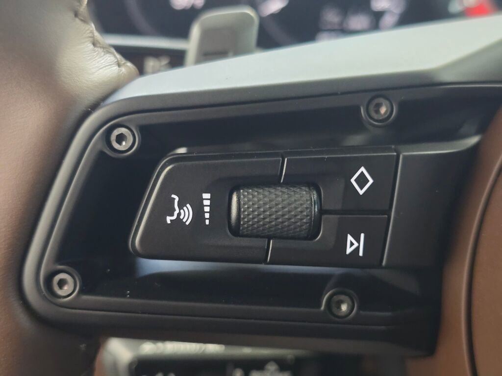 Certified 2022 Porsche 911 Turbo image 47