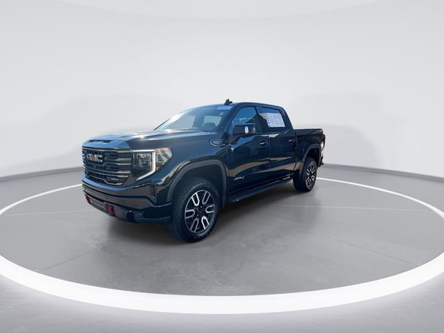 Used 2024 GMC Sierra 1500 AT4 w/ AT4 Premium Package AWD/4WD image 4