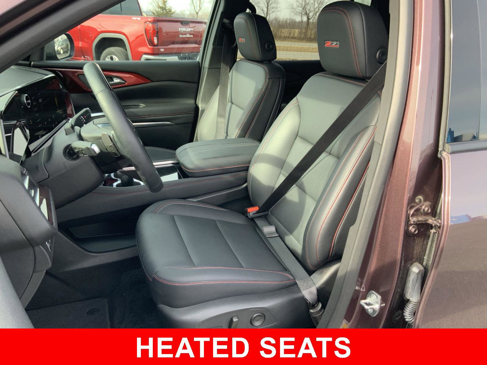 Used 2024 Chevrolet Traverse Z71 w/ Enhanced Driving Package image 4