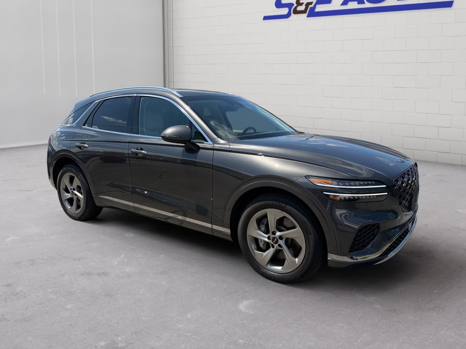 Used 2026 Genesis GV70 2.5T Select AWD/4WD image 6