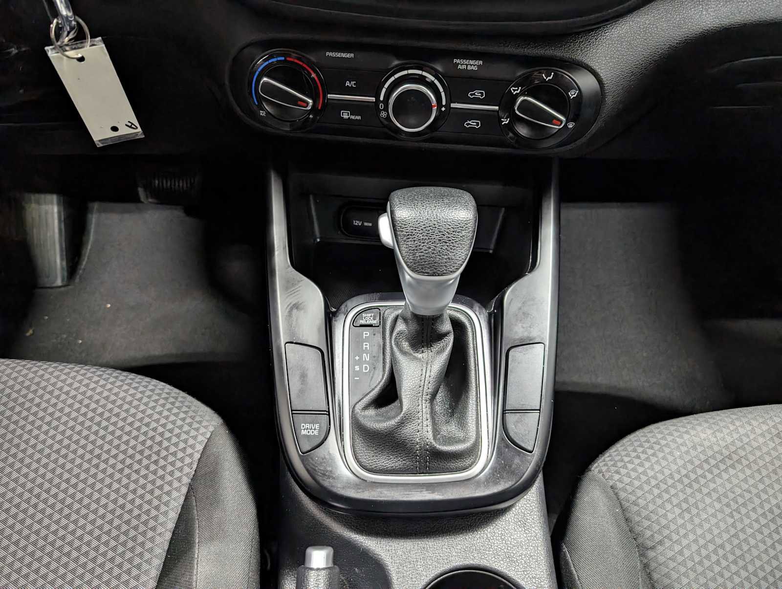 Used 2023 Kia Soul LX w/ LX Technology Package image 19