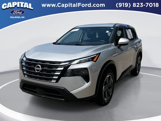 Used 2025 Nissan Rogue SV
