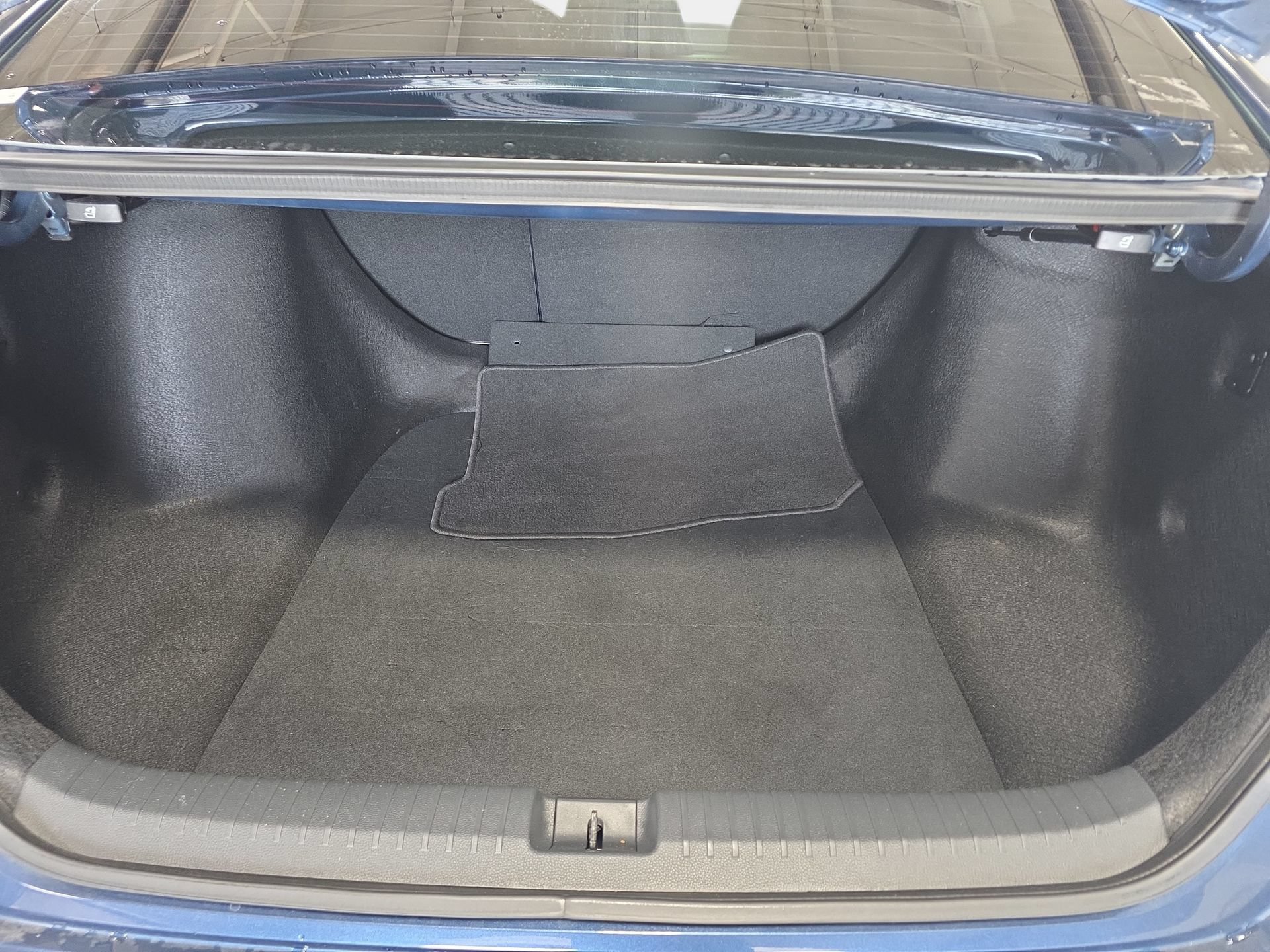 Used 2024 Honda Accord EX image 12