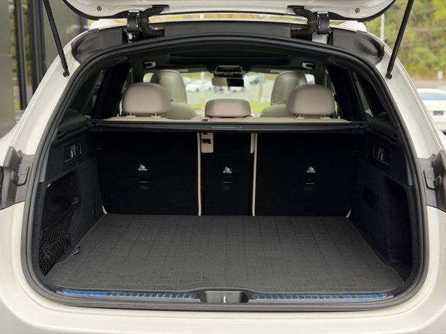 Used 2025 Mercedes-Benz GLC 300 4MATIC image 63