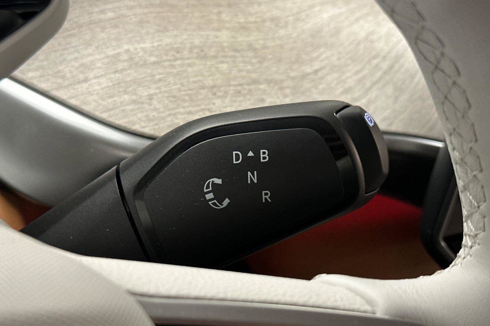 New 2025 Volkswagen ID. Buzz Pro S Plus image 20