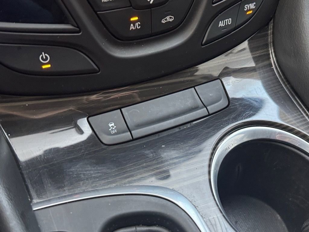 Used 2020 Buick Envision Essence image 25