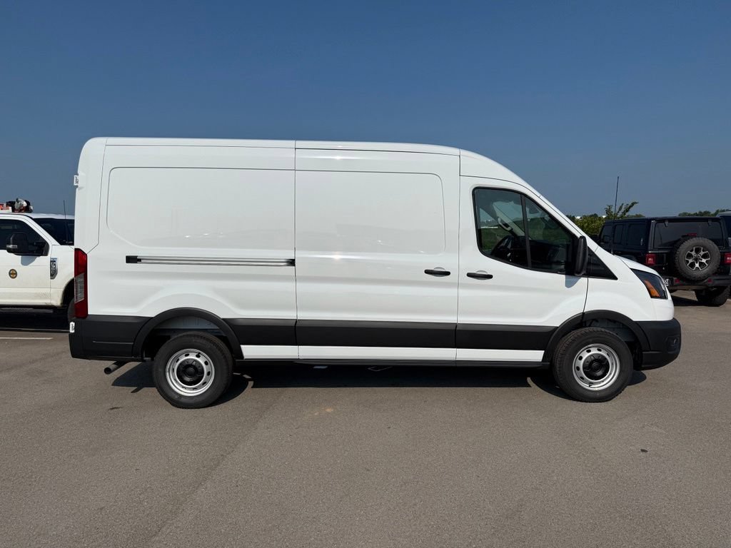 New 2026 Ford Transit 250 148 Medium Roof RWD image 23