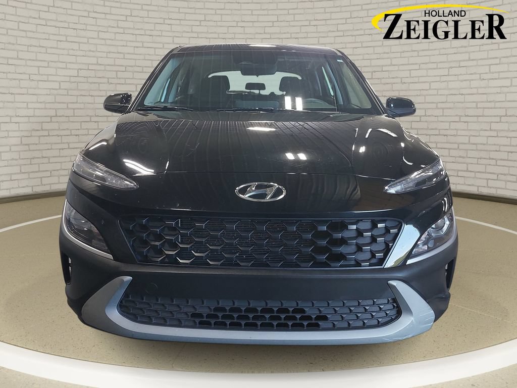 Used 2022 Hyundai Kona SE AWD/4WD image 2