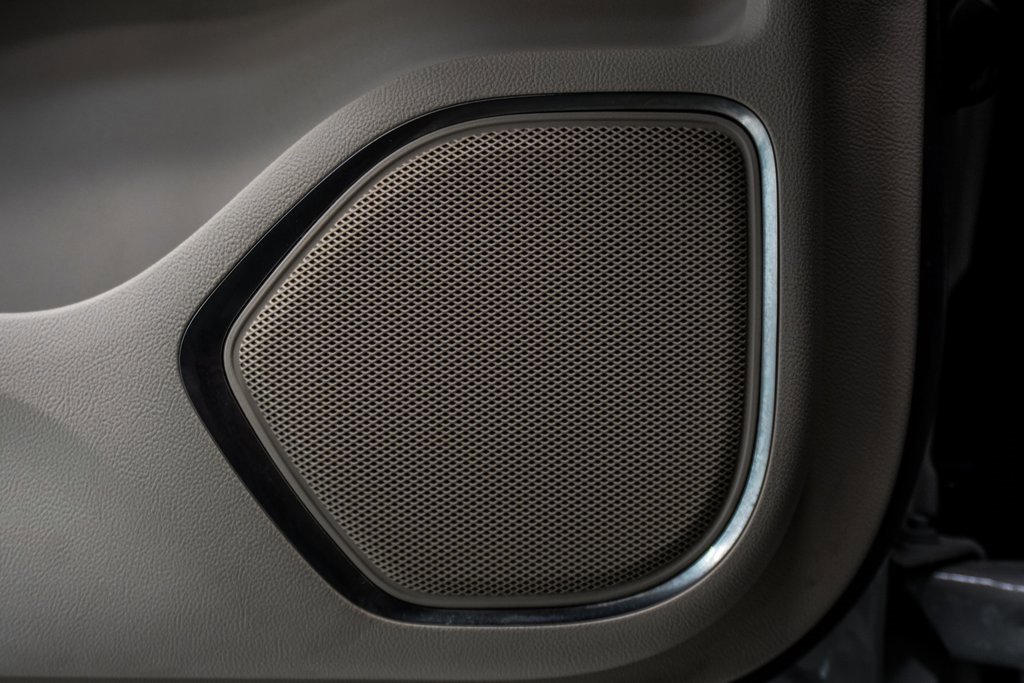 Used 2019 Lincoln Nautilus Select image 23