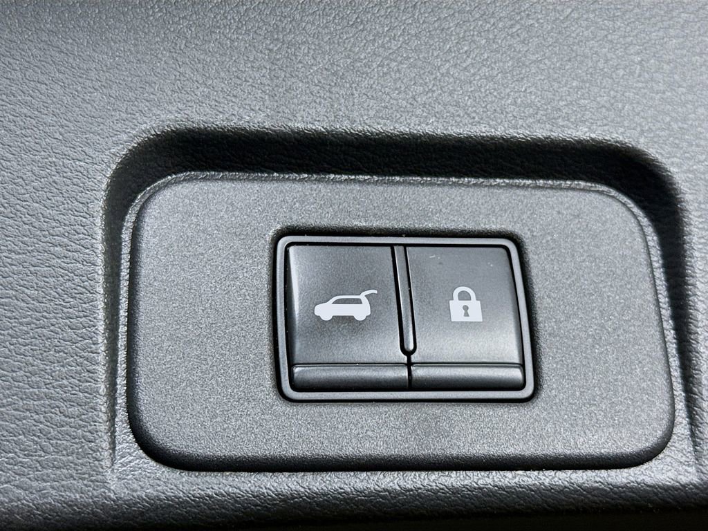 Certified 2021 Nissan Rogue Platinum AWD/4WD image 30