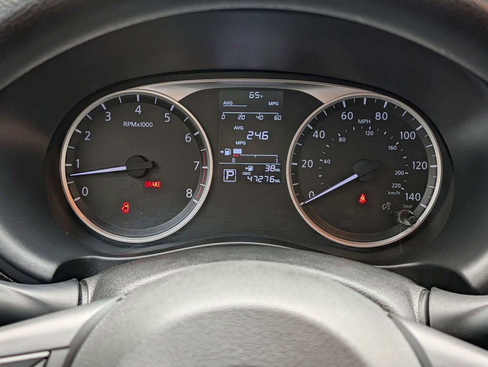 Used 2020 Nissan Kicks S image 9