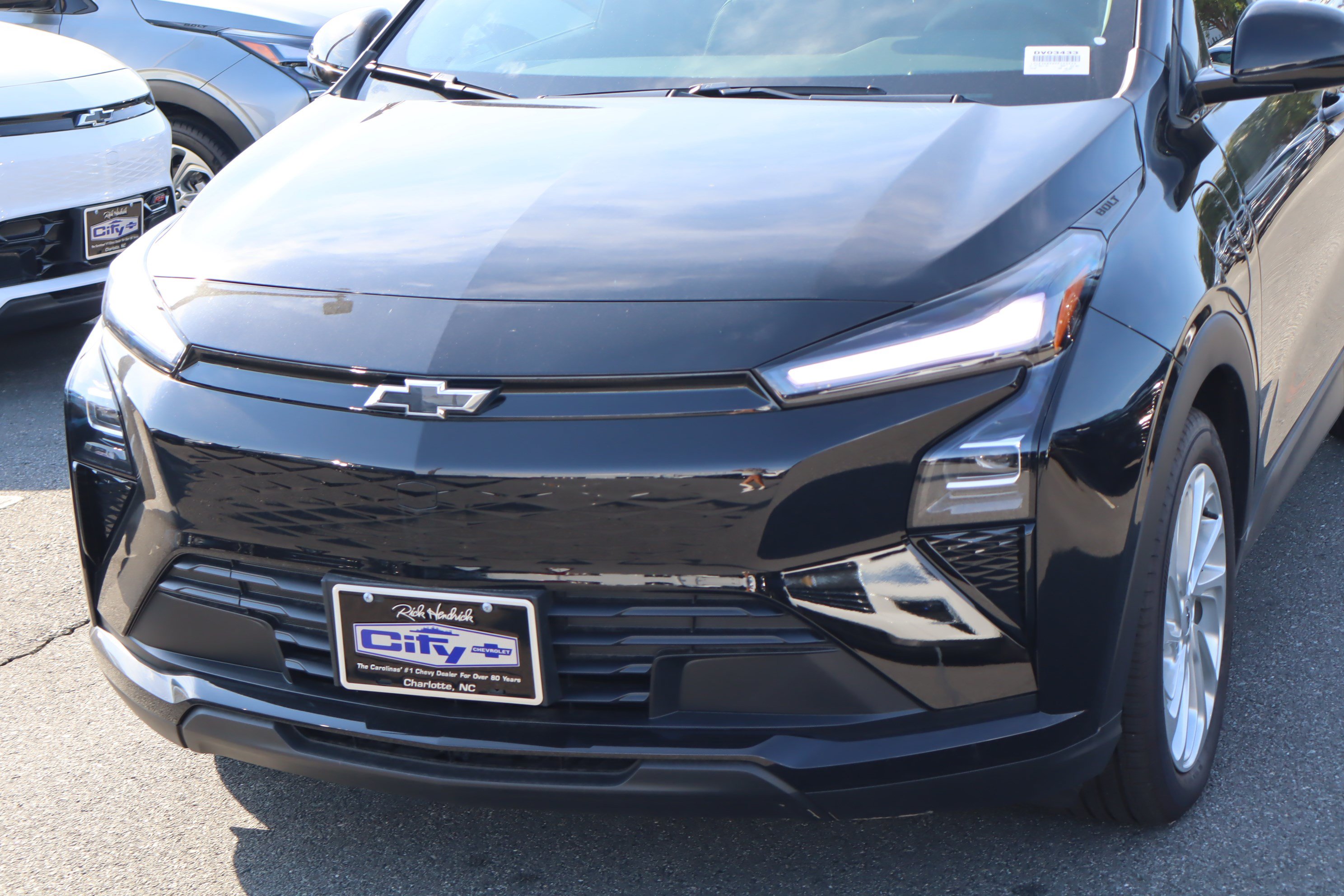 New 2027 Chevrolet Bolt LT w/ Comfort Package FWD image 5