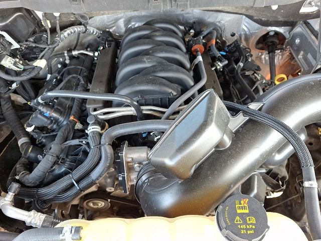 Used 2024 Ford F150 Lariat w/ FX4 Off-Road Package image 27