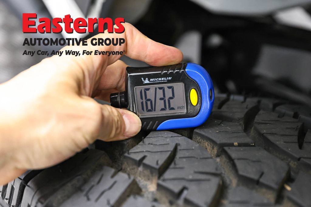 Used 2020 Jeep Wrangler Sport AWD/4WD image 23