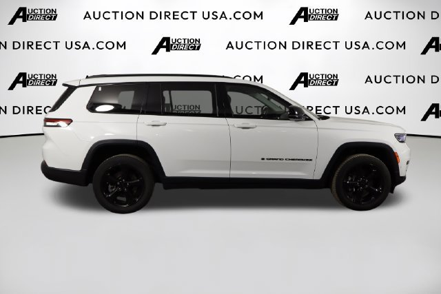Used 2023 Jeep Grand Cherokee L Limited w/ Luxury Tech Group II AWD/4WD image 44