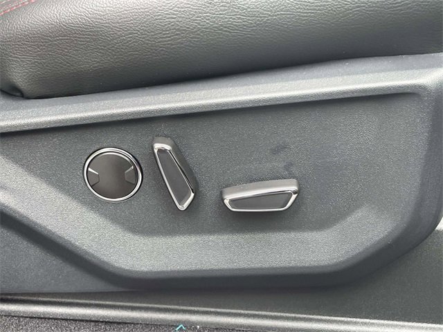 New 2025 Ford F150 Lariat w/ Equipment Group 502A High image 32