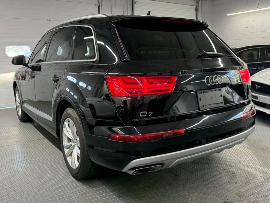 Used 2017 Audi Q7 3.0T Premium AWD/4WD image 10
