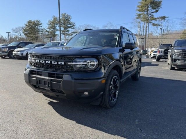 Used 2025 Ford Bronco Sport Outer Banks w/ Outer Banks Tech Package+ AWD/4WD image 1