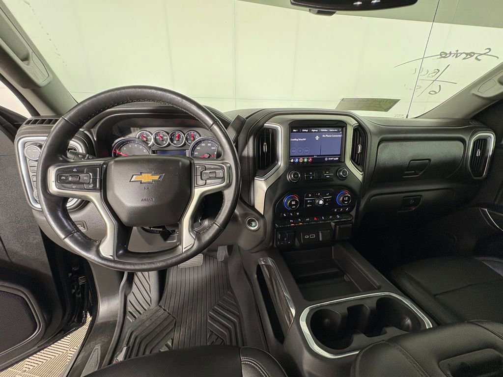 Used 2020 Chevrolet Silverado 1500 LTZ AWD/4WD image 15