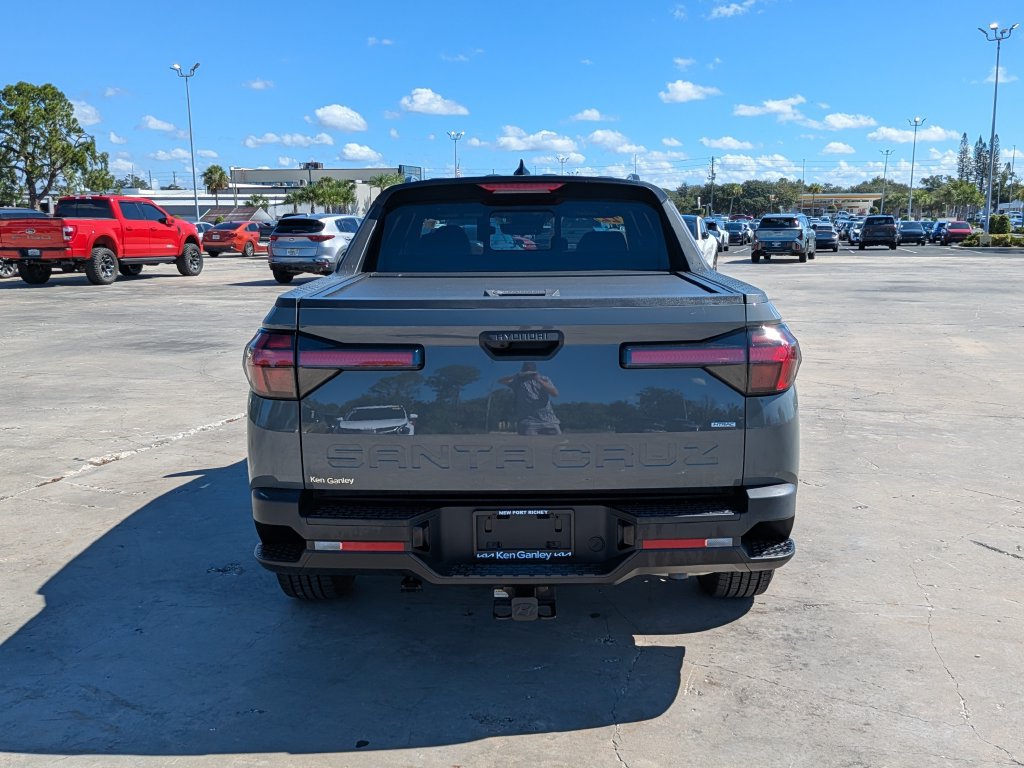 Used 2022 Hyundai Santa Cruz SEL w/ Activity Package AWD/4WD image 9