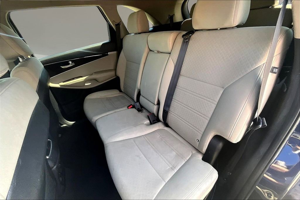 Used 2017 Kia Sorento AWD image 20