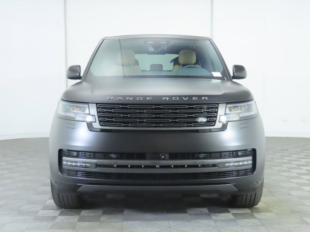 New 2025 Land Rover Range Rover SE image 2