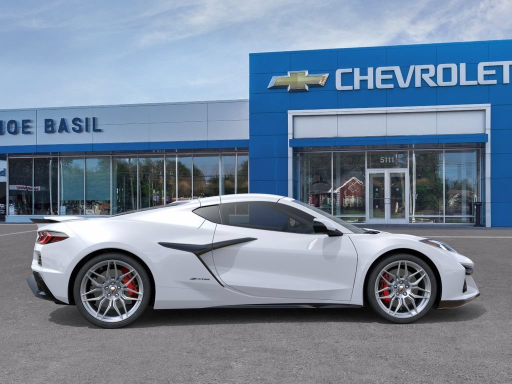 New 2027 Chevrolet Corvette Z06 RWD image 5