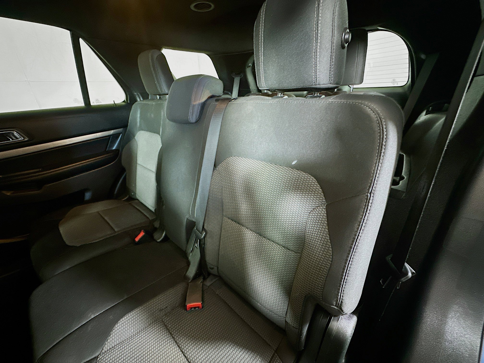 Used 2018 Ford Explorer XLT w/ Equipment Group 201A image 22