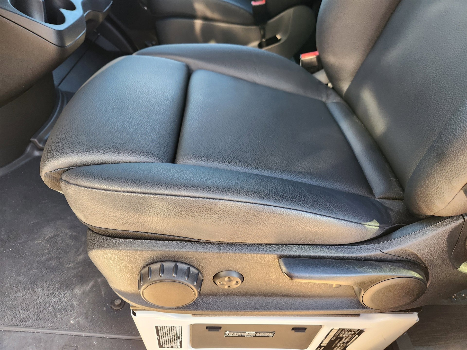 Used 2024 Mercedes-Benz Sprinter 3500 image 24