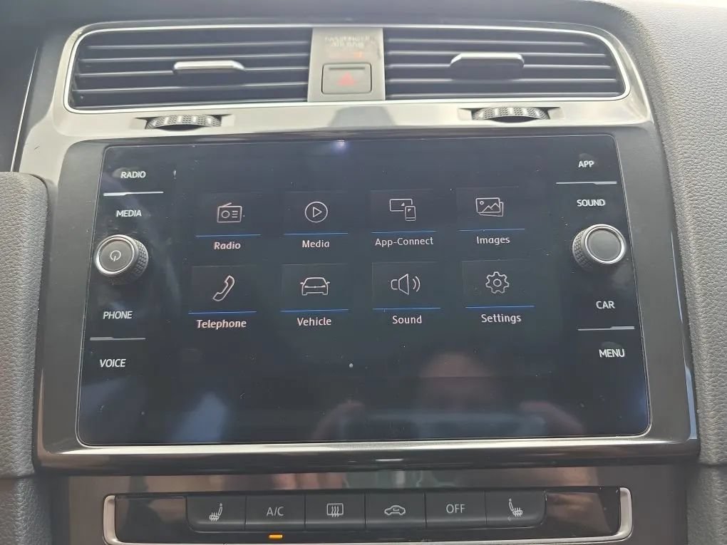 Used 2019 Volkswagen Golf Alltrack SEL AWD/4WD image 30
