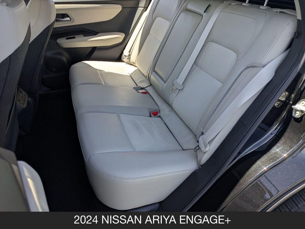 Used 2024 Nissan Ariya AWD image 16